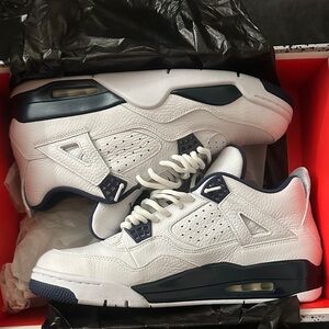 Jordan 4 Midnight blue